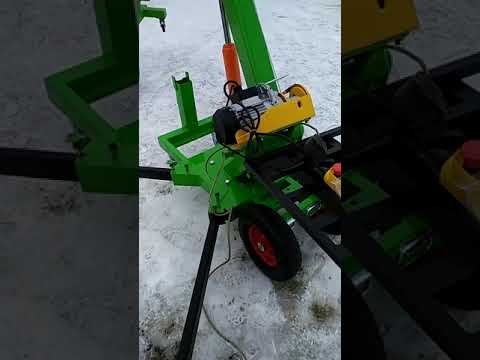 Видео: мини кран Cody Ant новый с поворотной стрелой