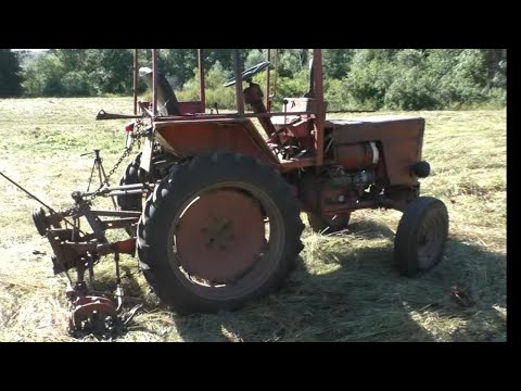 Видео: Трактор Т25 на сенокосе!