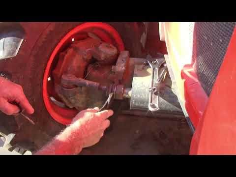 Видео: Замена пыльника рулевой тяги Kubota — простой способ