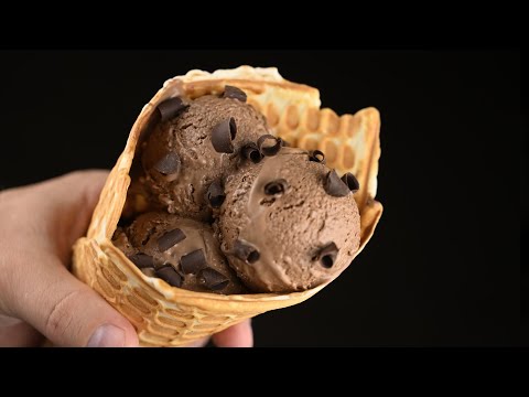 Видео: Секрет шоколадного мороженого раскрыт. Теперь сможете приготовить мороженое дома.