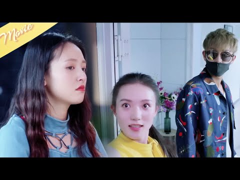 Видео: Золушка узнала, что её кумир, топ-звезда, тайно влюблён в неё! 😳💖