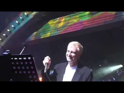 Видео: "Дельтаплан и финал" поет Алексей Гоман и МО, муз.Э. Артемьева, слова Н. Зиновьева.