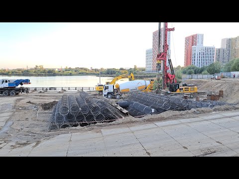 Видео: Строительство моста через озеро Чёрное из Москвы, район Некрасовка, в г.о. Люберцы. 16.09.2024г.