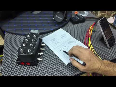 Видео: ПНЕВМОПОДВЕСКА/ПОДКЛЮЧЕНИЕ ПУЛЬТА К БЛОКУ КЛАПАНОВ НА ФИШКЕ