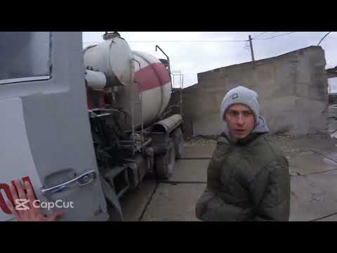 Видео: УСТРОИЛСЯ РАБОТАТЬ НА КАМАЗ БЕЗ ОПЫТА, ВОЗИМ ВОДУ...