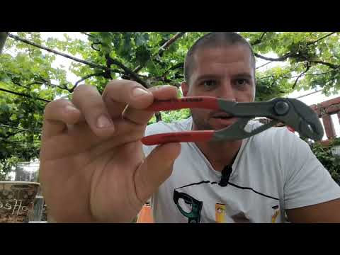 Видео: Баня в зародиш Какви са първите стъпки за започването на една стара баня от нулата #knipex