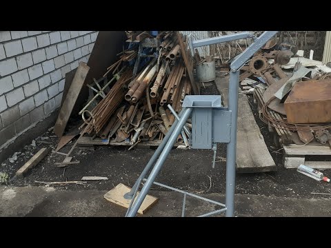 Видео: Самодельный пресс для опилок