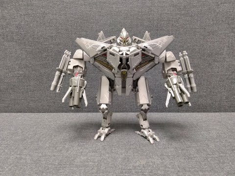 Видео: Обзор трансформера Deep Space Starscream - Limited Edition - Metallic Finish - Voyager. Музей Р-ТФ.