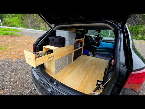 Видео: DIY переделка SUV в кемпер | Мини-автодом с полным оснащением