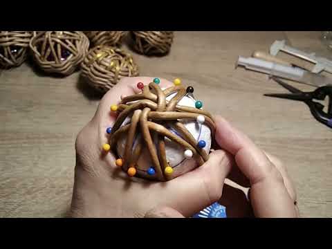 Видео: Новогодние шары на елку