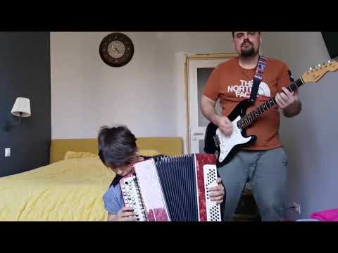 Видео: Папа с сыном жгут Despasito на баяне - Деспасито на баяне -