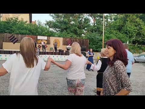 Видео: Тракийска китка - Галя Гильова и Катя Георгиева