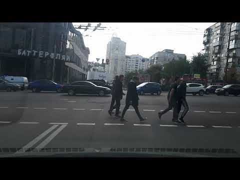 Видео: Уроки вождения на машине ученика  subaru