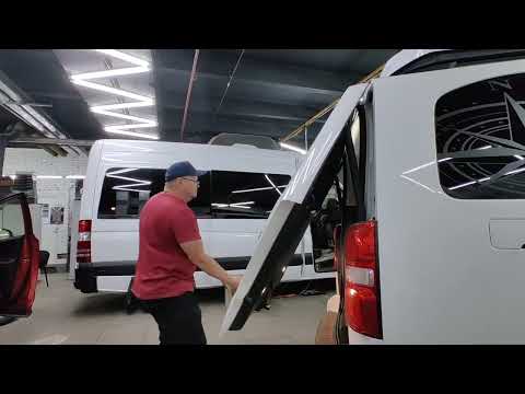 Видео: Электропривод багажника на минивэны семейства PSA: Peugeot Traveller, Citroen Spacetourer