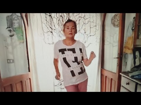 Видео: Прихватило спину, танцуй! Se ti fa male schiena, subito balla!