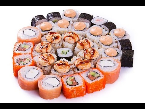 Видео: АСМР Кушаю роллы и комментирую часть 2.