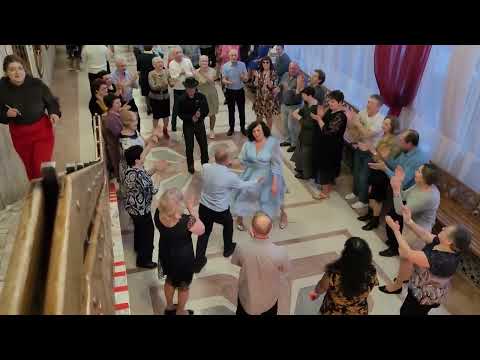 Видео: Поздравляем молодожёнов Тамару и Евгения)))... 02.03.24