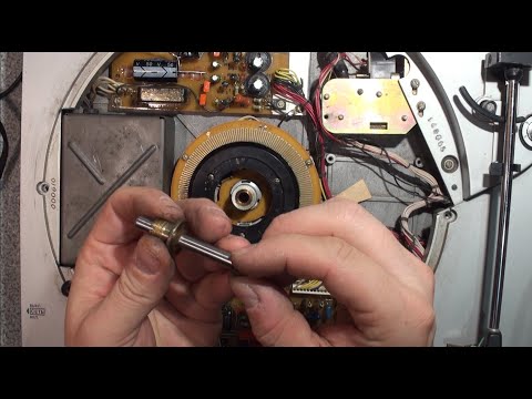 Видео: Электроника ЭП- 017с электропроигрыватель, ремонта, обслуживание, ОПЯТЬ умники сняли диск сверху 🤬