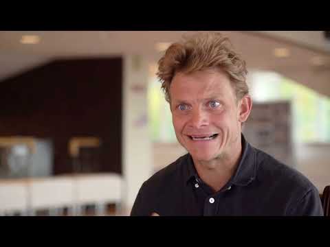 Видео: Евгений Ткачук мастер перевоплощений