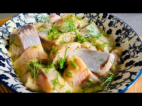 Видео: Даже соус вымакивают! Селёдка в горчичном соусе!