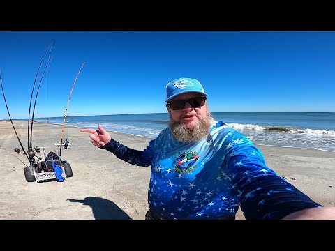 Видео: Осенняя рыбалка с прибоя на мерланга, когда ЭТО случилось