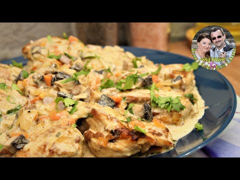 Видео: НЕЖНЕЙШАЯ КУРИЦА С ГРИБАМИ В СЛИВОЧНОМ СОУСЕ. Просто, быстро, и очень вкусно.