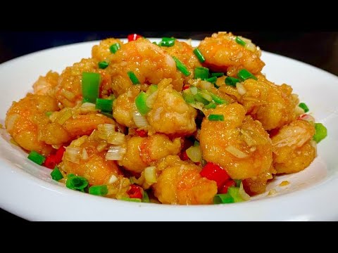 Видео: Шеф-повар научит вас, как правильно жарить креветки, чтобы они были хрустящими, вкусными и вкусными