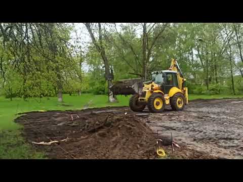 Видео: Благоустройство парка часть 1(снятие плодородного слоя)