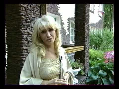 Видео: Ирина Аллегрова в программе Сельский час  15 10 2006