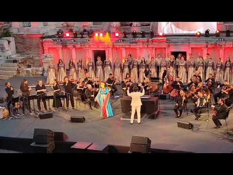 Видео: Софи Маринова и Йордан Камджалов