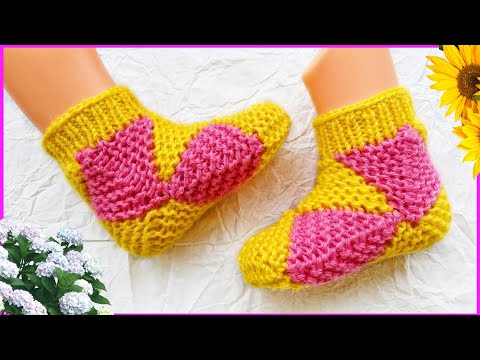 Видео: Пинетки из квадратов без шва. Пинетки в технике Пэчворк. На любой размер. Подробный мастер класс.