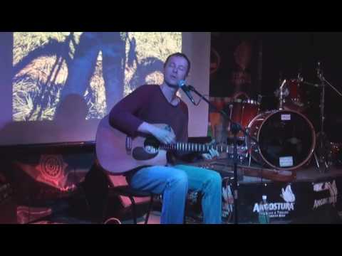 Видео: Кирилл Комаров - Думая о тебе