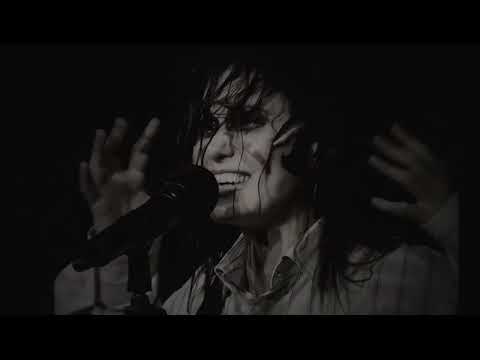 Видео: Александра Урсуляк - Добрый человек из Сезуана (Юрий Бутусов)