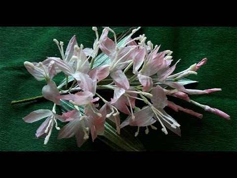 Видео: Веточка весенних цветов из шелка