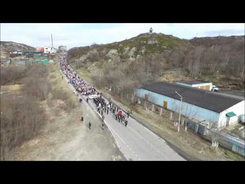 Видео: Бессмертный полк г.Полярный 2016г.