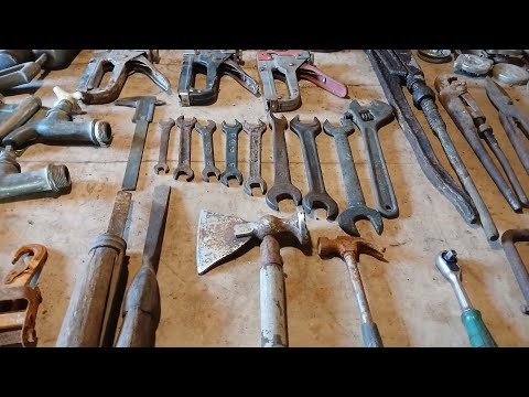 Видео: Барахолка на дому. Продажа. Инструменты. Фонарь. Звездочки. Тиски. Все для дома. Разное.