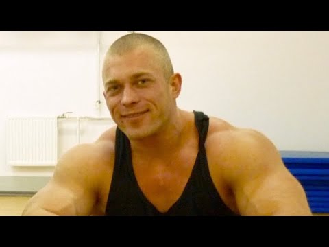 Видео: Александр Коробков в прямом эфире! Тренировка на Плечи
