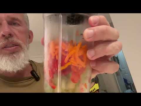 Видео: Как мы переоцениваем женский труд. Ужин за 15 минут