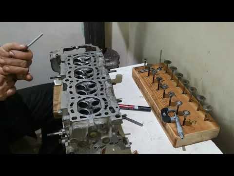 Видео: Ремонт ГБЦ Ниссан Примера GA16DE