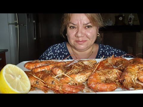 Видео: МУКБАНГ🍽 КРЕВЕТКАМИ НАЖРАЛАСЬ жрать умею  MUKBANG got drunk on shrimp, so you still know how to eat