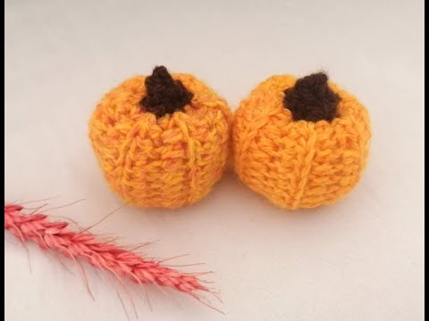 Видео: Как да си оплетем тиква за Хелоуин / Урок стъпка по стъпка / How to crochet a Pumpkin / Step by step