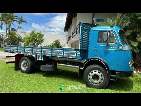 Видео: ОЧЕНЬ СТАРЫЕ ГРУЗОВИКИ, У КОТОРЫХ НЕТ ГОДА, НО ЕСТЬ ВЛАДЕЛЕЦ