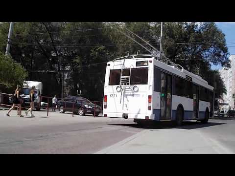 Видео: Троллейбус ездит по городу. Видео для детей