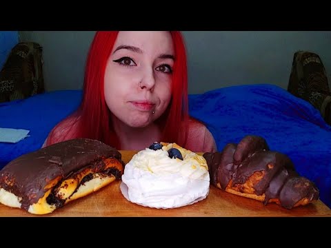 Видео: Круассан,булочка с маком и безе мукбанг/mukbang