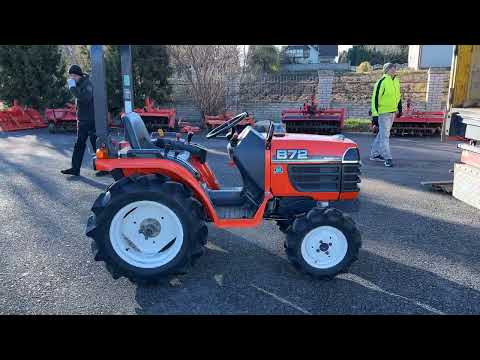 Видео: Нове постачання японських тракторів на майданчик у Рівне 31.10.25 | Totus Traktor