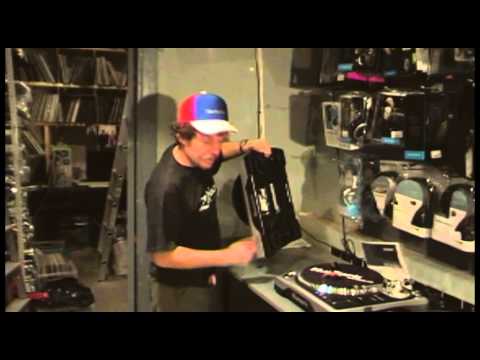 Видео: Обзор проигрывателей винила часть 1. Numark TT USB