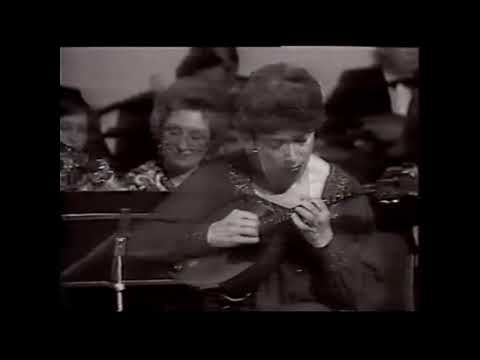 Видео: Чайковский "Русский танец". Т. Вольская и оркестр им. Осипова.