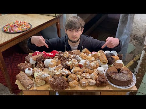 Видео: ДИКИЙ ДЕСЕРТ ИЗ Б\У ТОРТОВ | МЕСИВО ВКУСОВ | БАЗА КОРМИТ