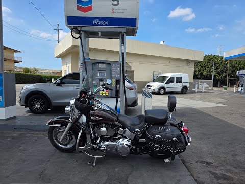 Видео: Охотничьи мотоциклы Harley, 2011 FLSTC $6500 Heritage Softtail, пересмотренный 661 904 8512