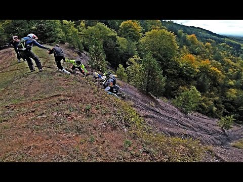 Видео: Дърпаме и бутаме по Бухово. HARD ENDURO.